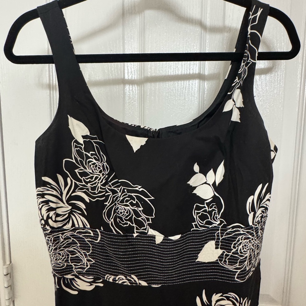 Donna Ricco Black and Cream, Fitted Elegant Dress - Picture 7 of 8